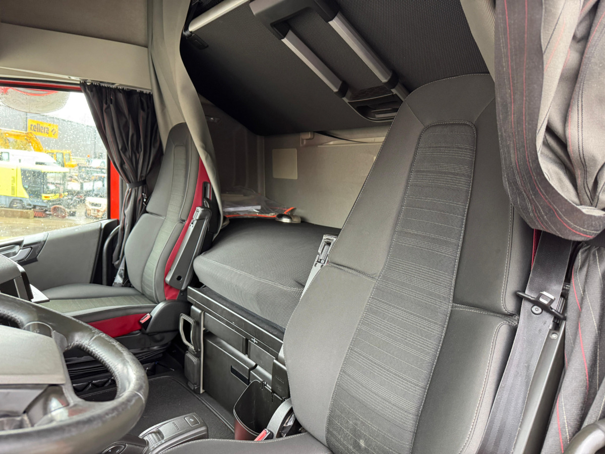 Tenteli kamyon VOLVO FH-500 4x2 3-Meter Innenhöhe: fotoğraf 13