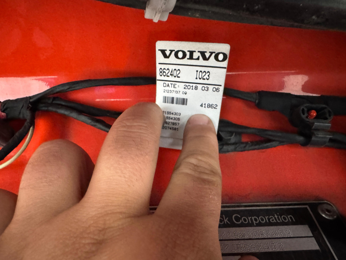 Tenteli kamyon VOLVO FH-500 4x2 3-Meter Innenhöhe: fotoğraf 19