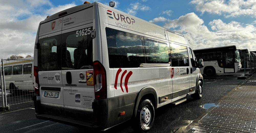 Fiat Ducato / 17 miejsc / EURO 6/ IGŁA !!!/ Cena:75000 zł netto - Minibüs, Minivan: fotoğraf 2 Fiat Ducato / 17 miejsc / EURO 6/ IGŁA !!!/ Cena:75000 zł netto - Minibüs, Minivan: fotoğraf 2