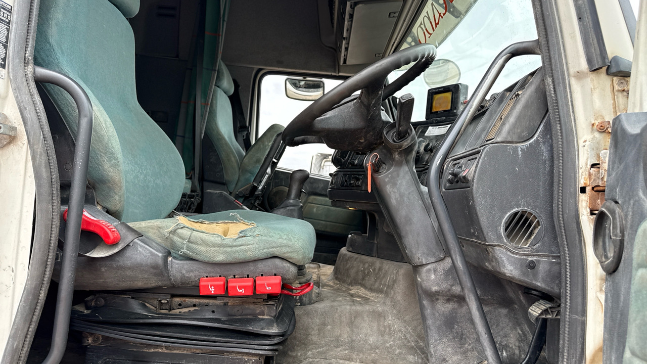 VOLVO FH 12 460 - Çekici: fotoğraf 5 VOLVO FH 12 460 - Çekici: fotoğraf 5