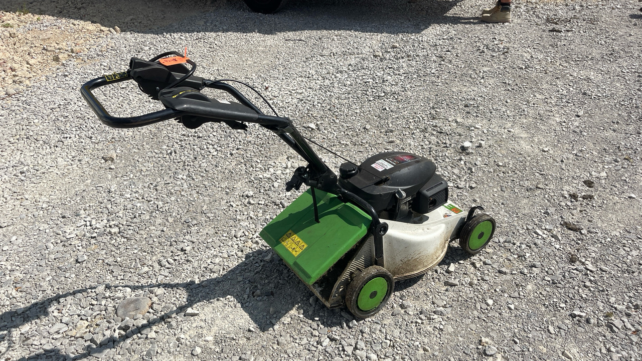 ETESIA PHE3 - Çim biçme makinesi: fotoğraf 2 ETESIA PHE3 - Çim biçme makinesi: fotoğraf 2