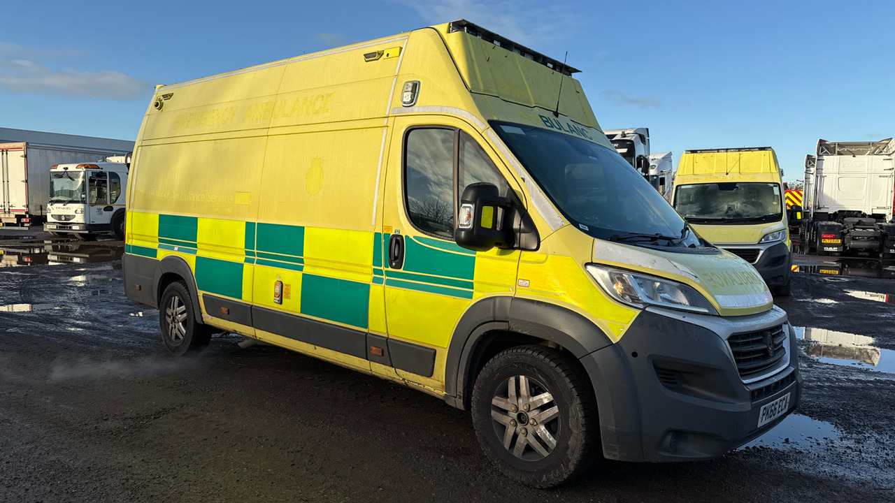 FIAT DUCATO 42 MULTIJET II - Ambulans arabası: fotoğraf 1 FIAT DUCATO 42 MULTIJET II - Ambulans arabası: fotoğraf 1