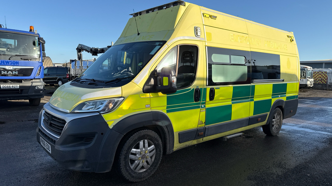 FIAT DUCATO 42 MULTIJET II - Ambulans arabası: fotoğraf 2 FIAT DUCATO 42 MULTIJET II - Ambulans arabası: fotoğraf 2