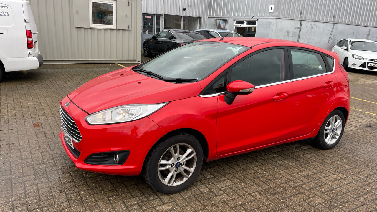 FORD FIESTA 1.0 ECO BOOST - Hatchback: fotoğraf 2 FORD FIESTA 1.0 ECO BOOST - Hatchback: fotoğraf 2