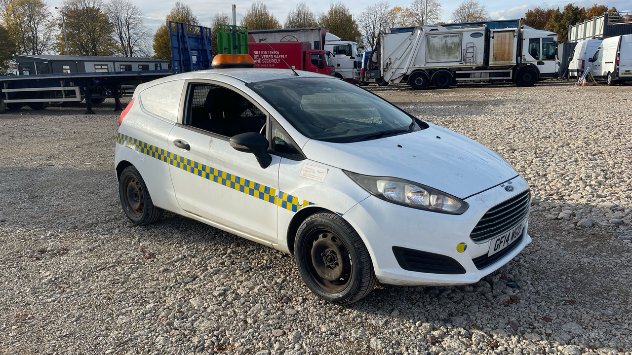 FORD FIESTA 1.5 TDCI - Binek araba: fotoğraf 1 FORD FIESTA 1.5 TDCI - Binek araba: fotoğraf 1