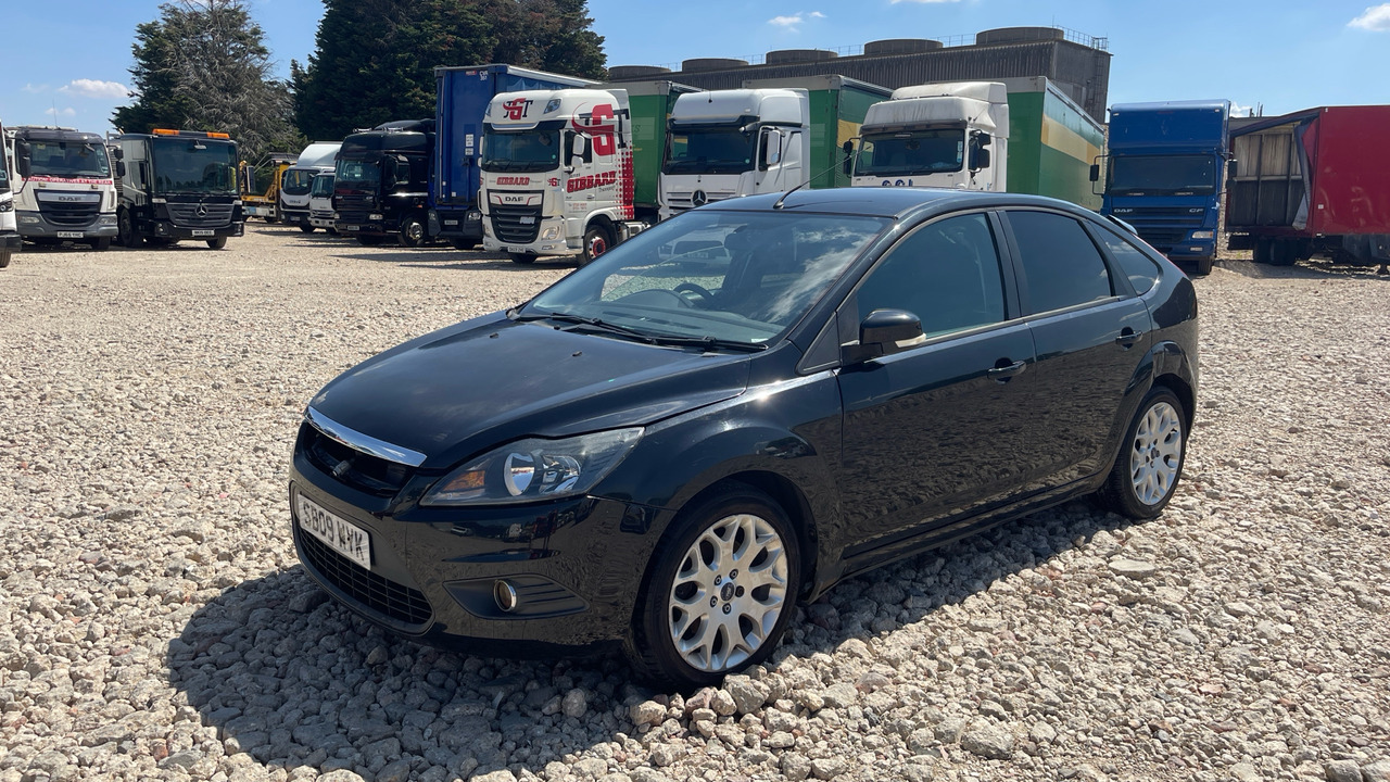 FORD FOCUS 115 1.8 TDCI - Hatchback: fotoğraf 2 FORD FOCUS 115 1.8 TDCI - Hatchback: fotoğraf 2