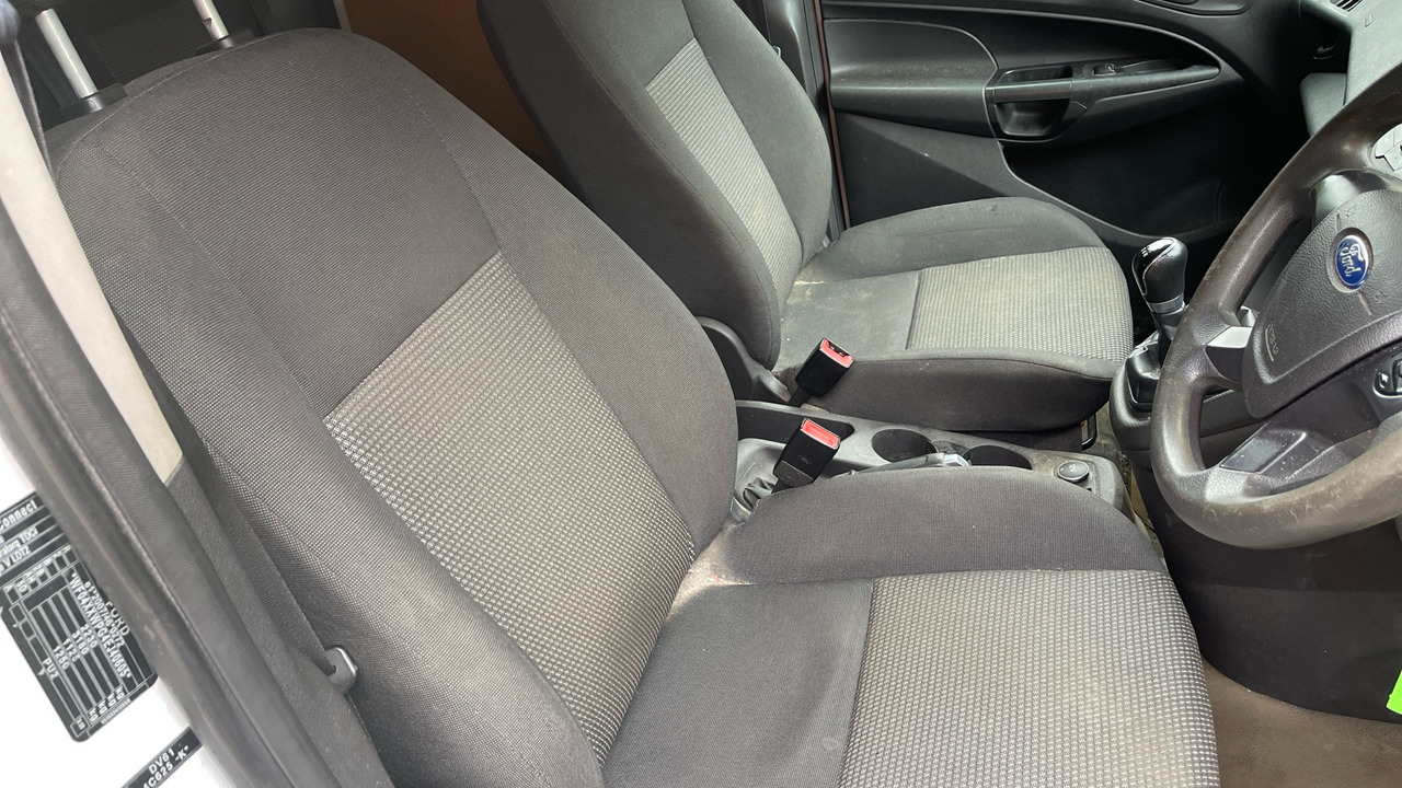 FORD TRANSIT CONNECT T220 1.6 TDCi 95PS - Çift kabin kamyonet: fotoğraf 5 FORD TRANSIT CONNECT T220 1.6 TDCi 95PS - Çift kabin kamyonet: fotoğraf 5