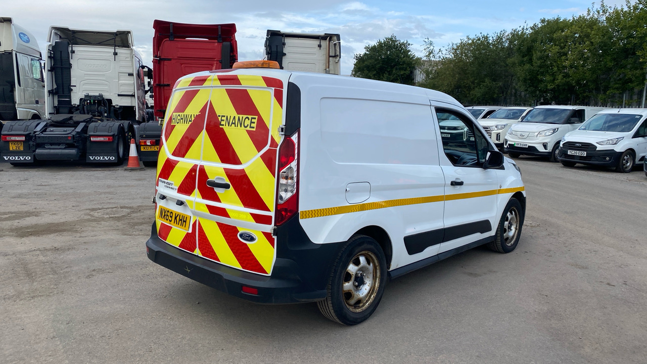 Ford Transit Connect 200 1.5 ECOBLUE 75PS - Küçük panelvan: fotoğraf 4 Ford Transit Connect 200 1.5 ECOBLUE 75PS - Küçük panelvan: fotoğraf 4