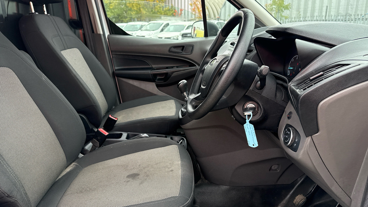 Ford Transit Connect 200 1.5 EcoBlue 75ps - Küçük panelvan: fotoğraf 5 Ford Transit Connect 200 1.5 EcoBlue 75ps - Küçük panelvan: fotoğraf 5