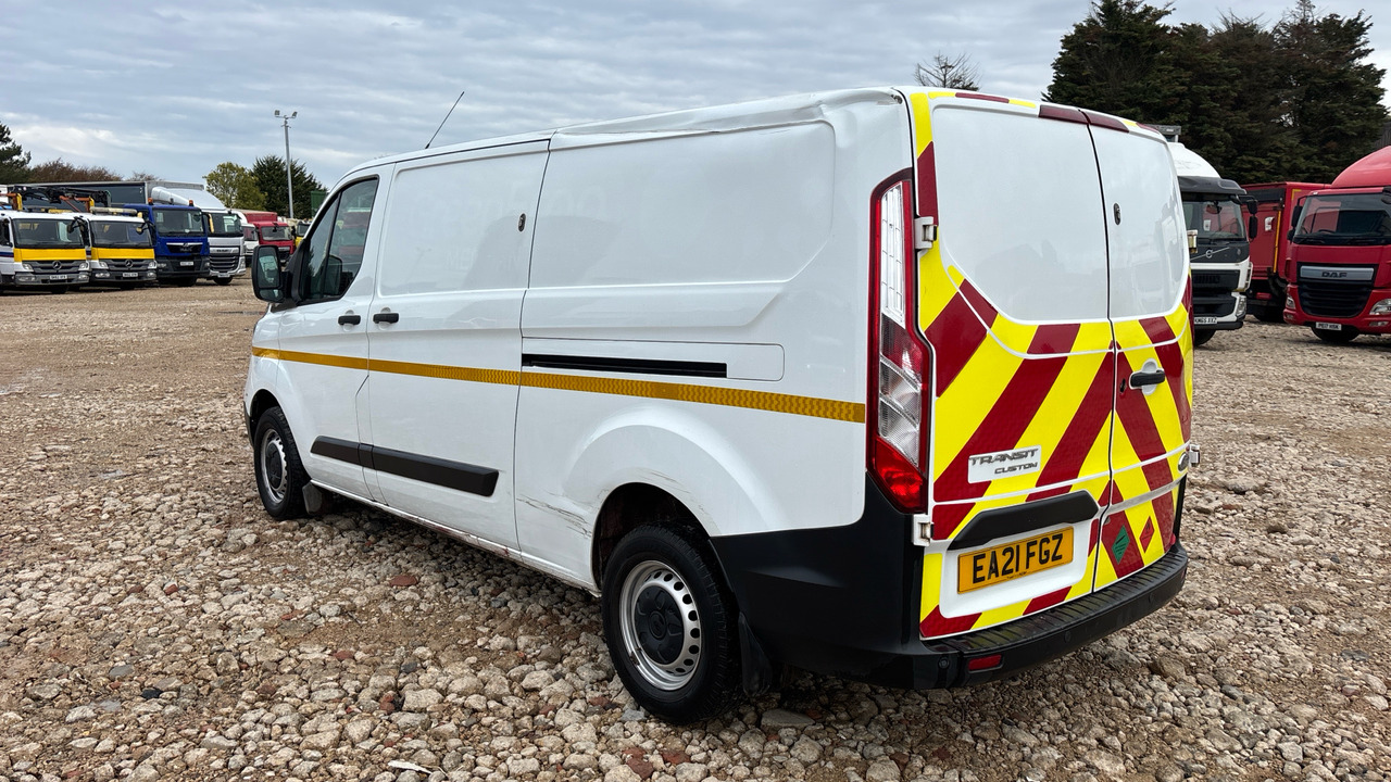 Ford Transit Custom 300 2.0 ECOBLUE 105PS - Küçük panelvan: fotoğraf 3 Ford Transit Custom 300 2.0 ECOBLUE 105PS - Küçük panelvan: fotoğraf 3