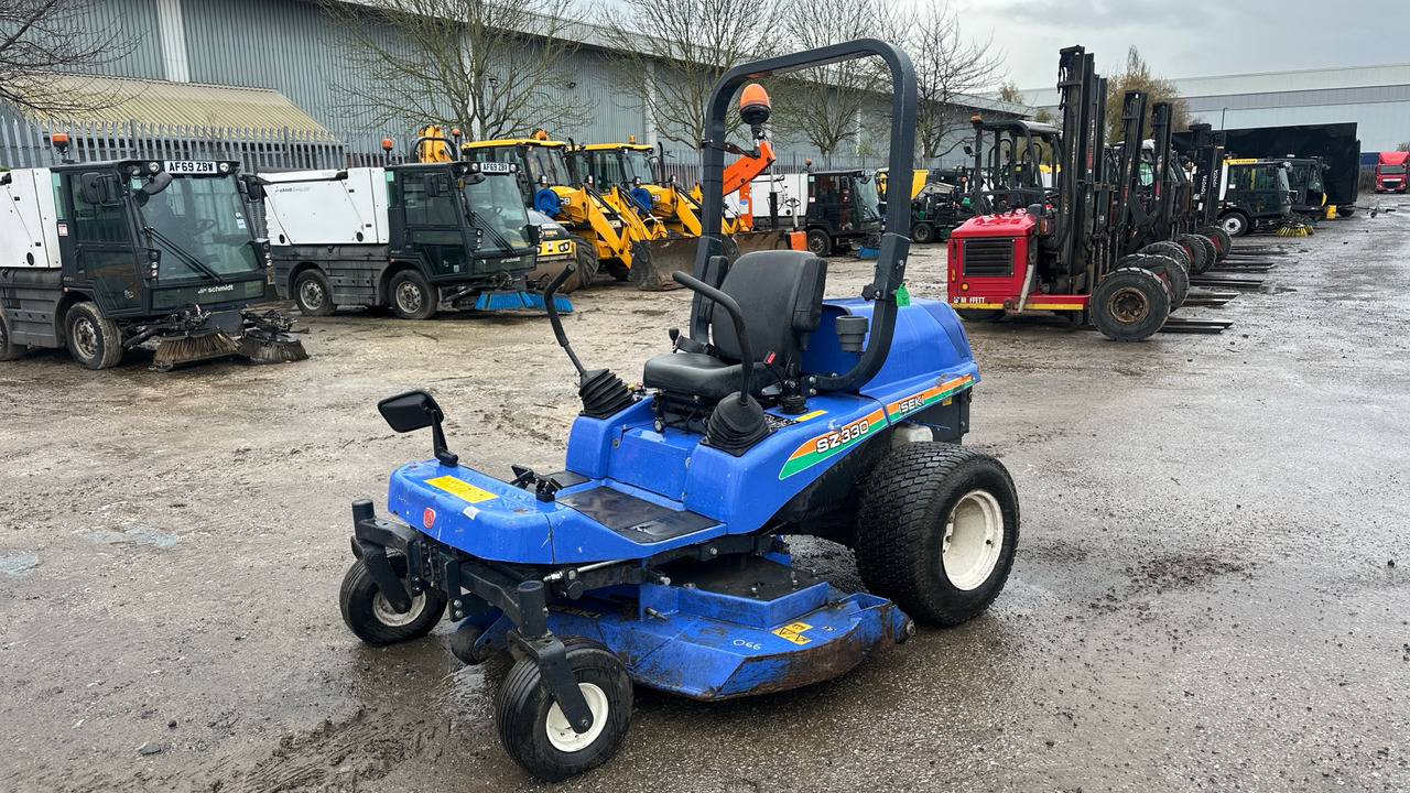 ISEKI SZ330 - Çim biçme makinesi: fotoğraf 2 ISEKI SZ330 - Çim biçme makinesi: fotoğraf 2