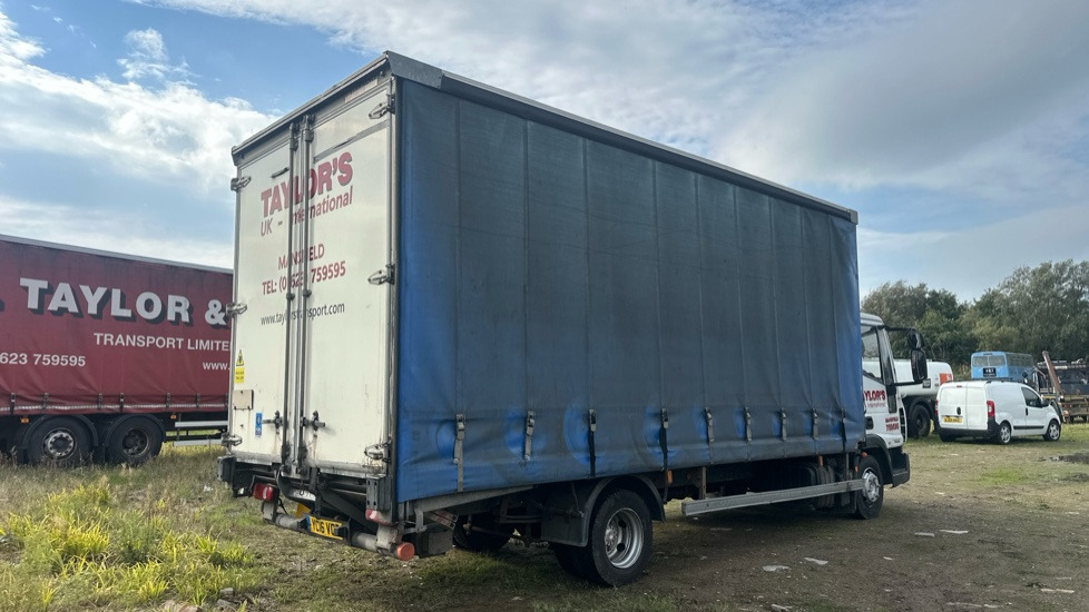 IVECO EUROCARGO  75E16 - Tenteli kamyon: fotoğraf 4 IVECO EUROCARGO  75E16 - Tenteli kamyon: fotoğraf 4