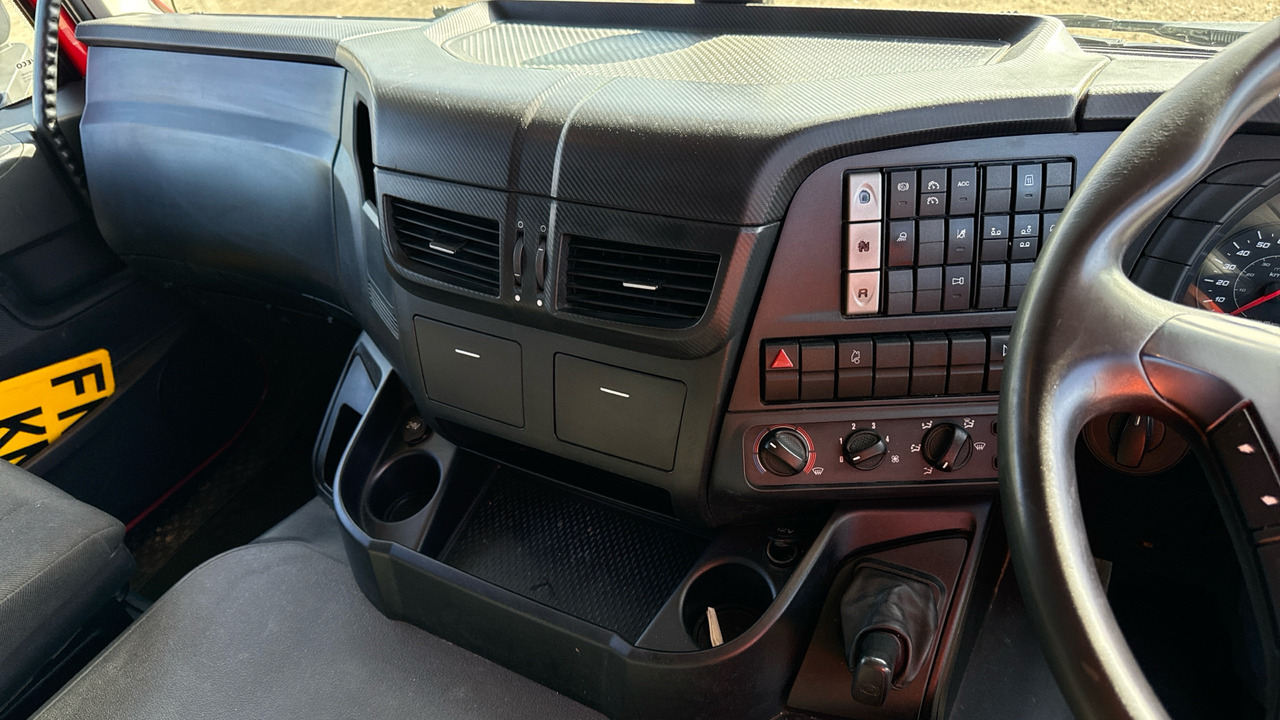 Tenteli kamyon IVECO STRALIS 310: fotoğraf 7