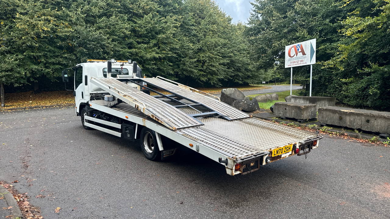 Isuzu N75 190 - Araba taşıyıcı kamyon: fotoğraf 3 Isuzu N75 190 - Araba taşıyıcı kamyon: fotoğraf 3