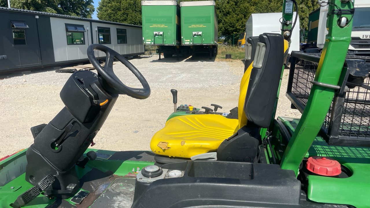 JOHN DEERE F1400 - Çim biçme makinesi: fotoğraf 5 JOHN DEERE F1400 - Çim biçme makinesi: fotoğraf 5