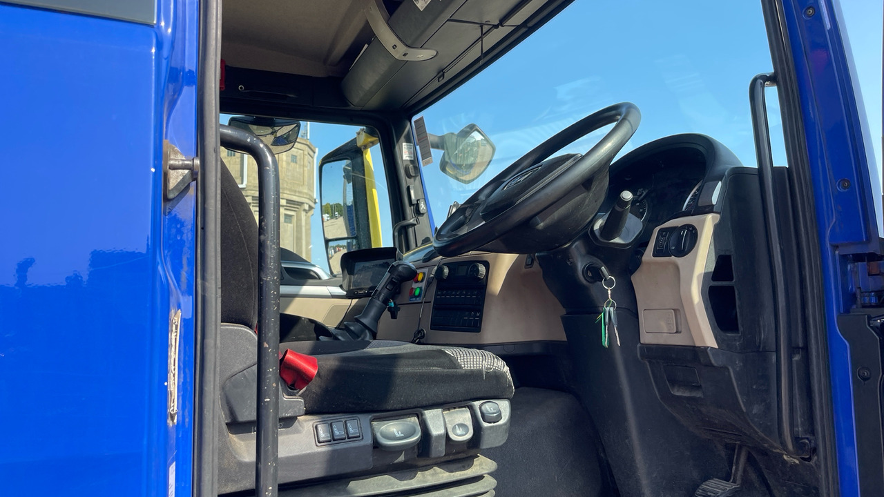 MAN TGS 26.360 - Sal/ Açık kasa kamyon, Vinçli kamyon: fotoğraf 5 MAN TGS 26.360 - Sal/ Açık kasa kamyon, Vinçli kamyon: fotoğraf 5
