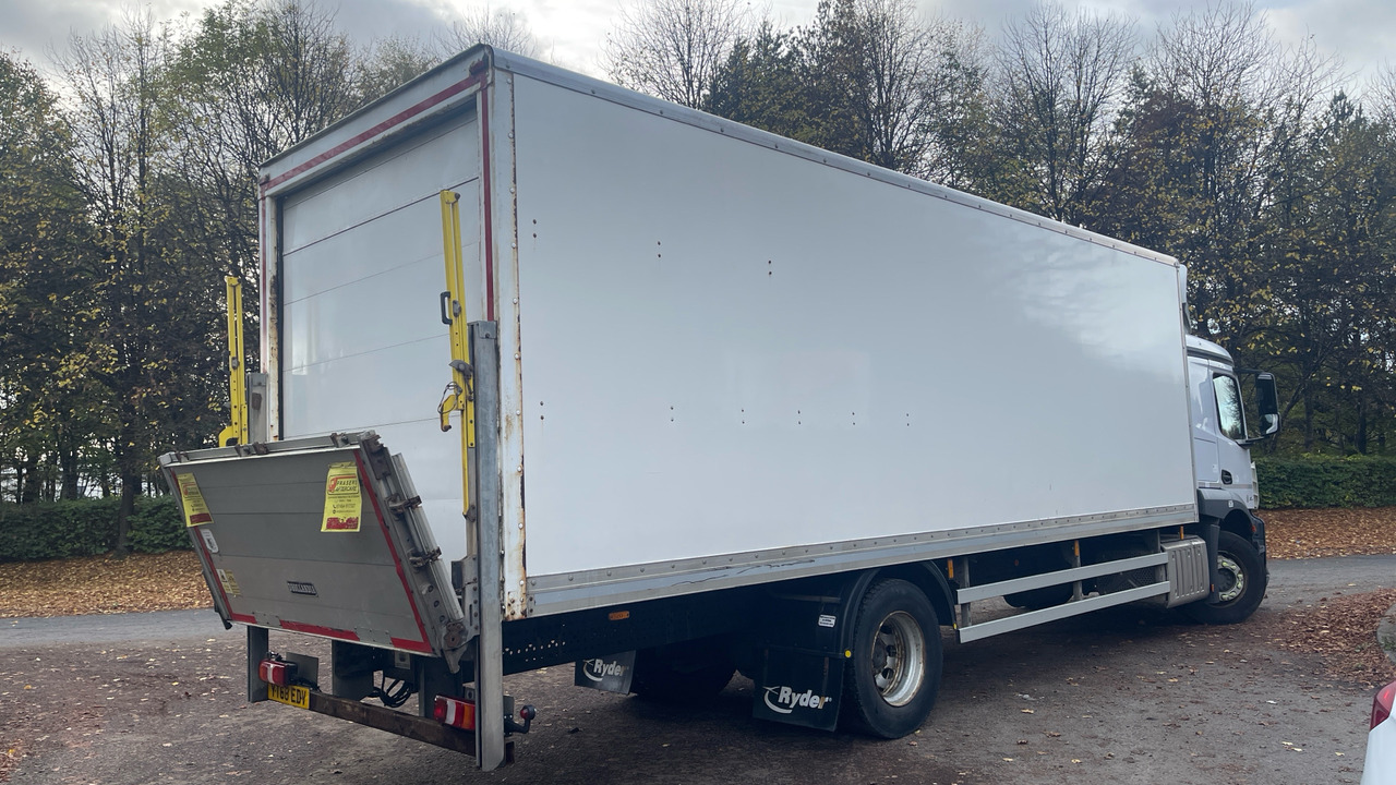 MERCEDES-BENZ ACTROS 1824 - Kapalı kasa kamyon: fotoğraf 4 MERCEDES-BENZ ACTROS 1824 - Kapalı kasa kamyon: fotoğraf 4