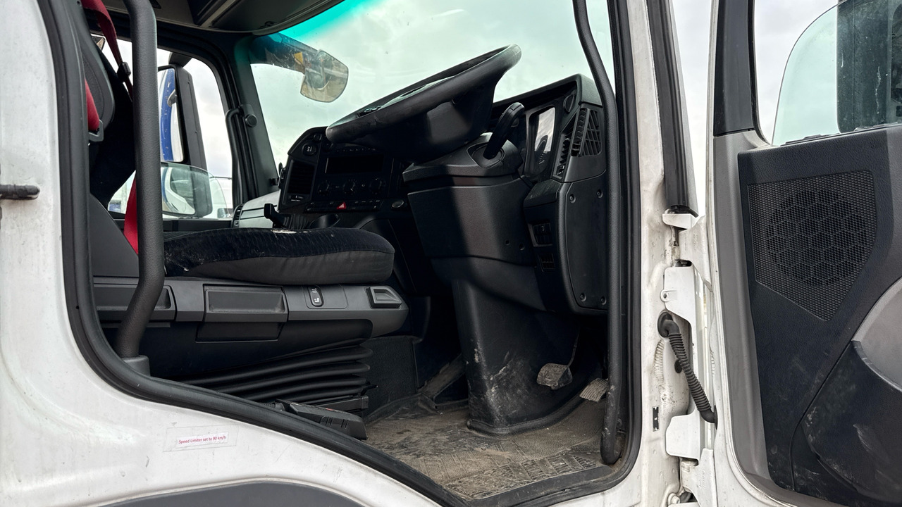 MERCEDES-BENZ ANTOS 1824 - Tenteli kamyon: fotoğraf 5 MERCEDES-BENZ ANTOS 1824 - Tenteli kamyon: fotoğraf 5