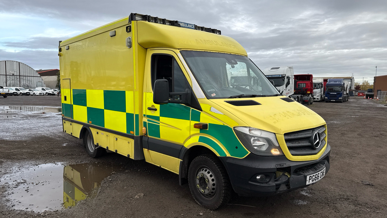 MERCEDES-BENZ SPRINTER 519 CDI - Ambulans arabası: fotoğraf 1 MERCEDES-BENZ SPRINTER 519 CDI - Ambulans arabası: fotoğraf 1