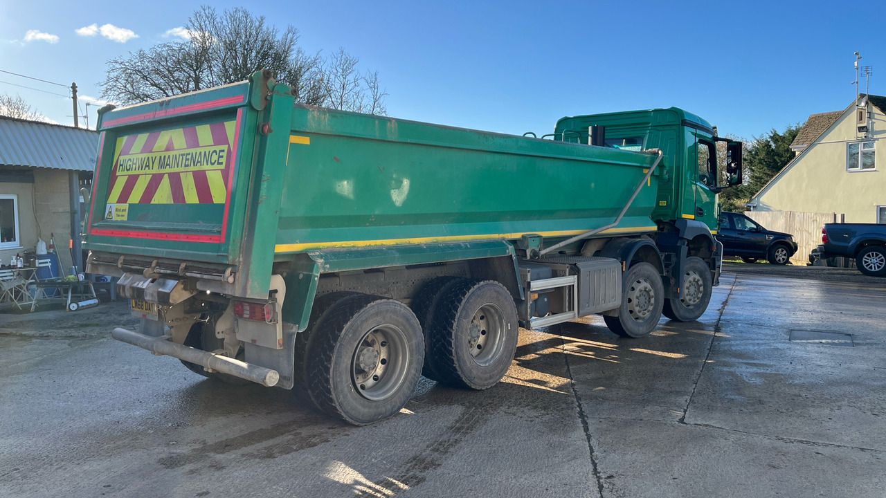 Mercedes-Benz Arocs 3240 - Damperli kamyon: fotoğraf 4 Mercedes-Benz Arocs 3240 - Damperli kamyon: fotoğraf 4