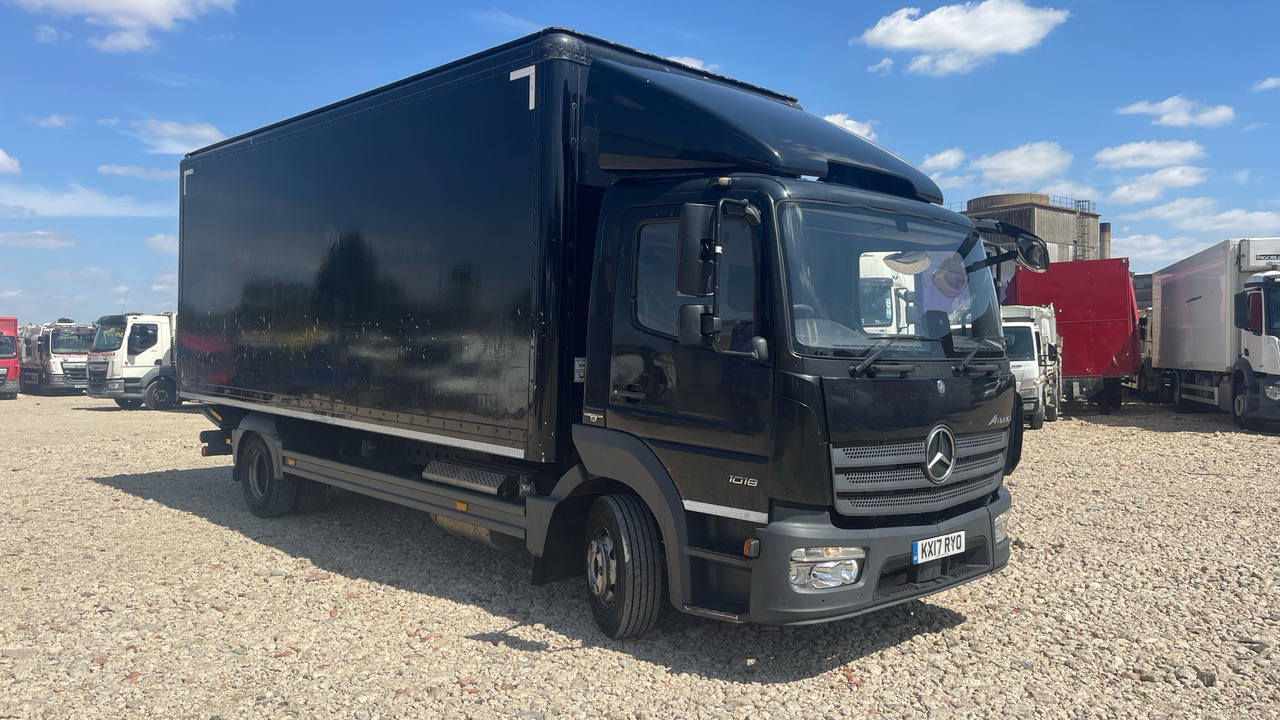 Mercedes-Benz Atego 1018 - Kapalı kasa kamyon: fotoğraf 1 Mercedes-Benz Atego 1018 - Kapalı kasa kamyon: fotoğraf 1