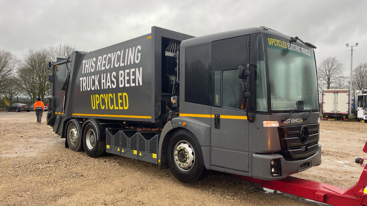 Mercedes-Benz Econic - Çöp kamyonu: fotoğraf 2 Mercedes-Benz Econic - Çöp kamyonu: fotoğraf 2