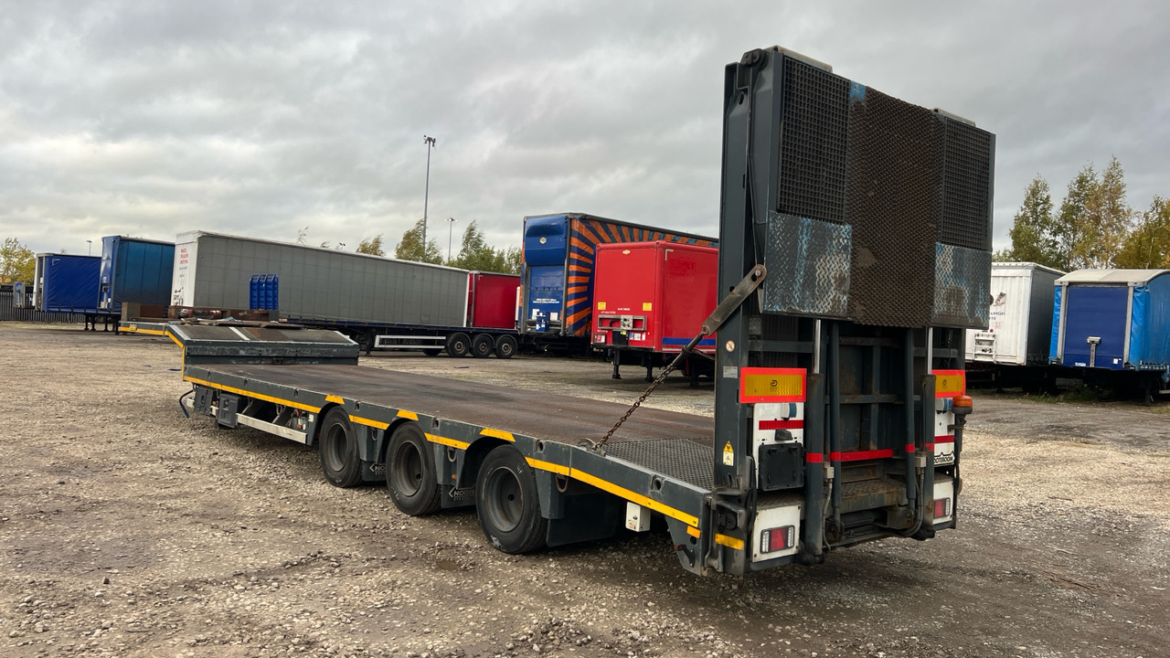 NOOTEBOOM MACHINE CARRIER STEPFRAME - Römork: fotoğraf 4 NOOTEBOOM MACHINE CARRIER STEPFRAME - Römork: fotoğraf 4