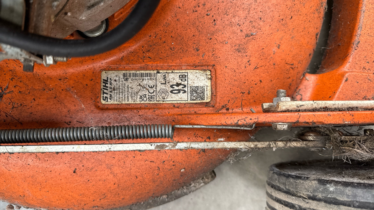 STIHL RM4 RTP - Çim biçme makinesi: fotoğraf 5 STIHL RM4 RTP - Çim biçme makinesi: fotoğraf 5