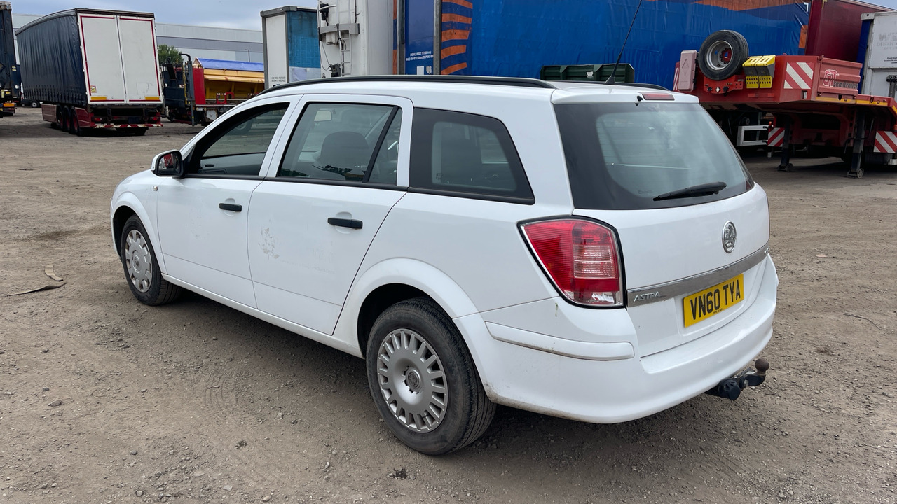 VAUXHALL ASTRA 1.7 CDTi 16V ECOFLEX 110PS - Binek araba: fotoğraf 3 VAUXHALL ASTRA 1.7 CDTi 16V ECOFLEX 110PS - Binek araba: fotoğraf 3