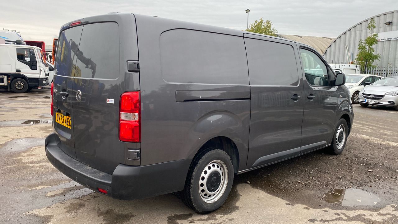 VAUXHALL VIVARO 3100 2.0d 145PS Prime - Küçük panelvan: fotoğraf 4 VAUXHALL VIVARO 3100 2.0d 145PS Prime - Küçük panelvan: fotoğraf 4