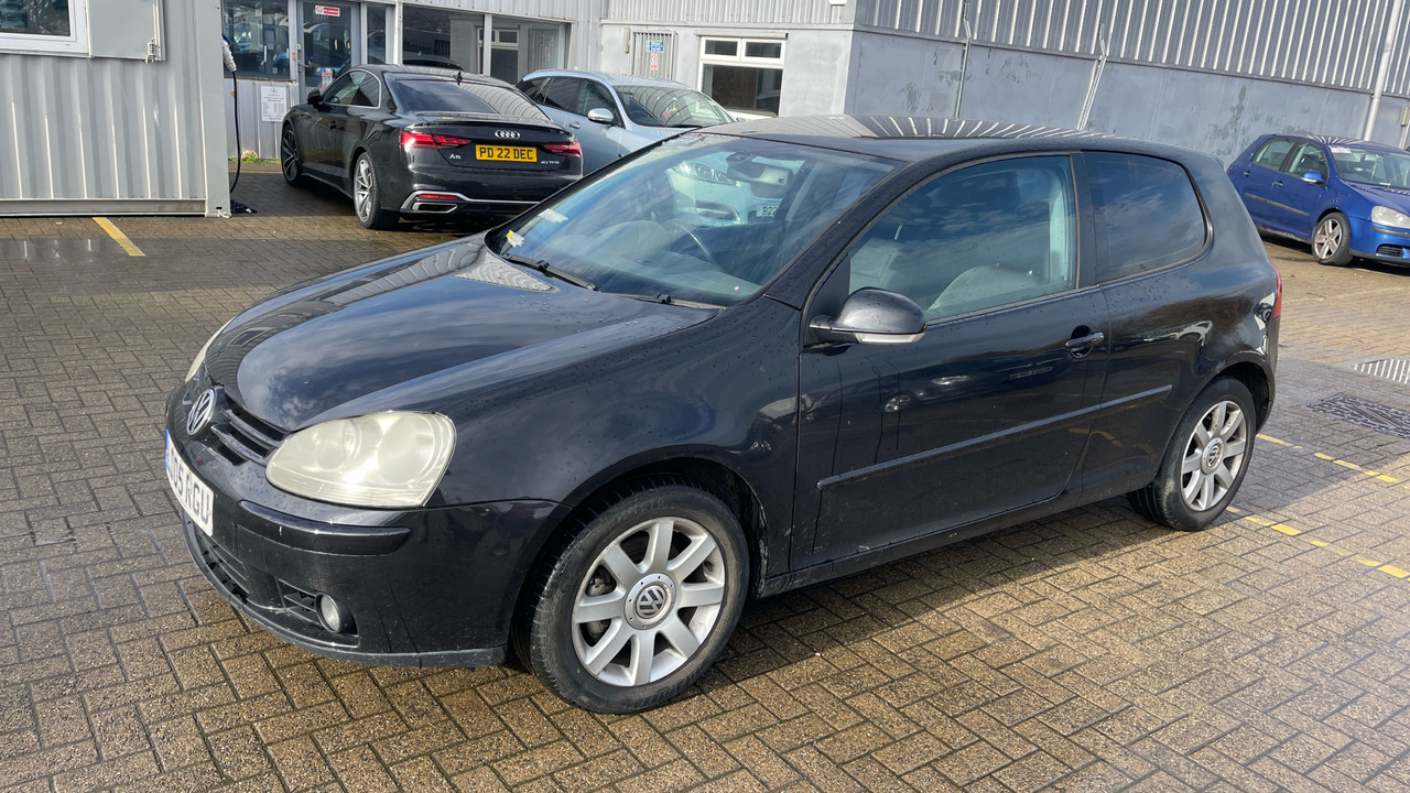 VOLKSWAGEN GOLF 2.0 GT FSI - Hatchback: fotoğraf 2 VOLKSWAGEN GOLF 2.0 GT FSI - Hatchback: fotoğraf 2