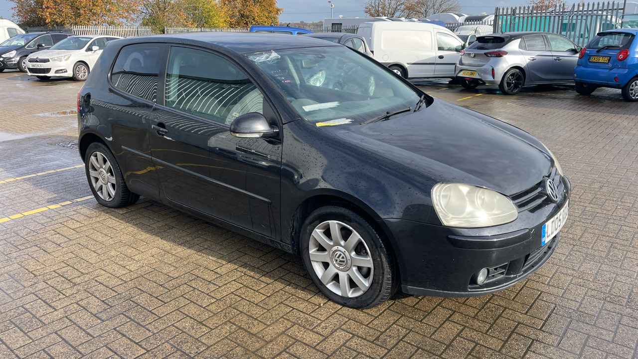 VOLKSWAGEN GOLF 2.0 GT FSI - Hatchback: fotoğraf 1 VOLKSWAGEN GOLF 2.0 GT FSI - Hatchback: fotoğraf 1