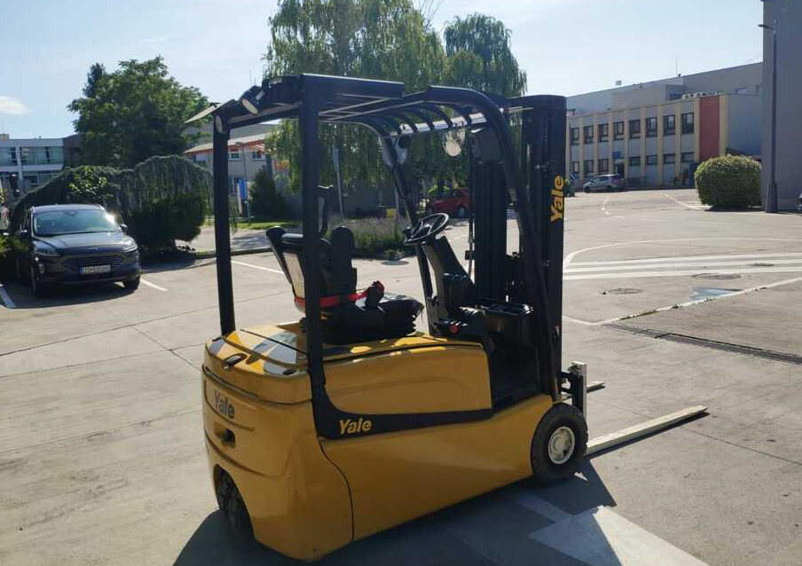 Yale ERP16 VT - Elektrikli forklift: fotoğraf 3 Yale ERP16 VT - Elektrikli forklift: fotoğraf 3