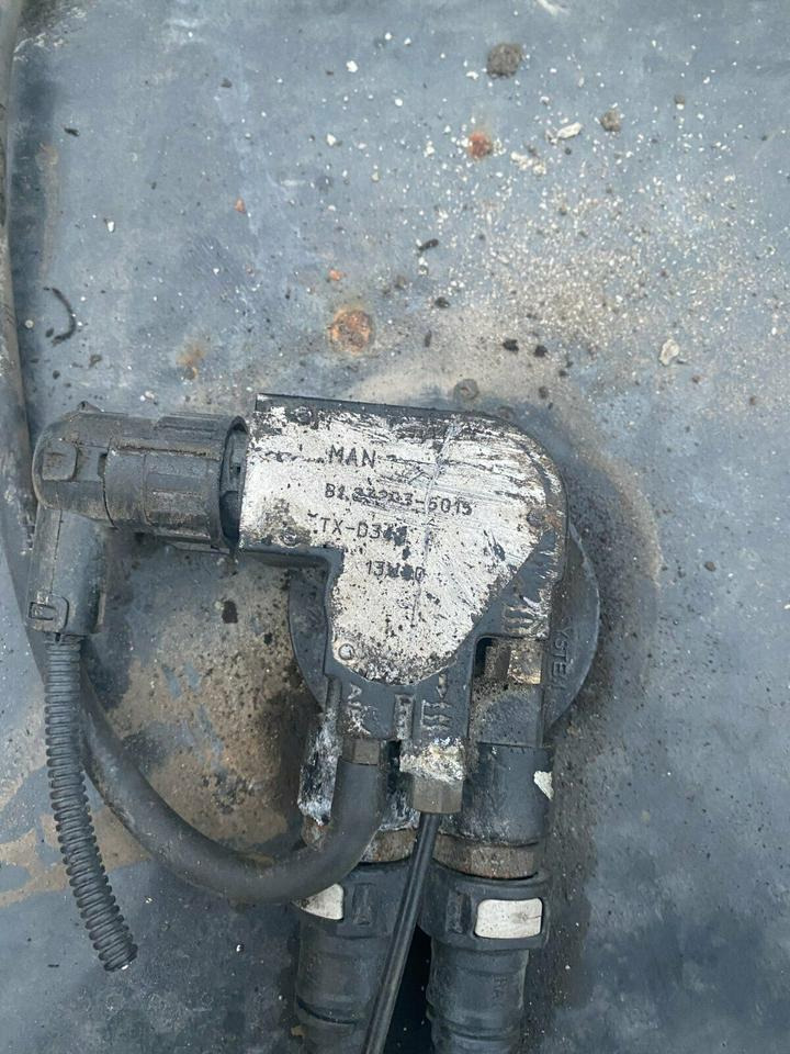 MAN TGL TGM Dieseltank Tank Tankbehälter - Yakıt tankı - Kamyon: fotoğraf 3 MAN TGL TGM Dieseltank Tank Tankbehälter - Yakıt tankı - Kamyon: fotoğraf 3