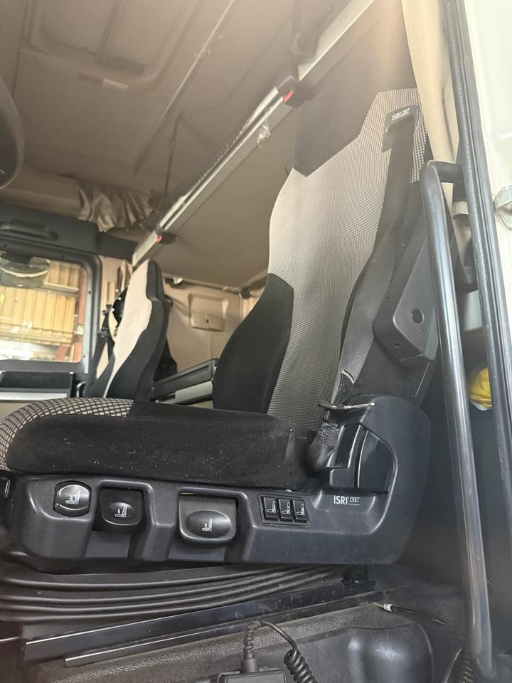 MAN TGX EU6 Fahrersitz - Koltuk - Kamyon: fotoğraf 1 MAN TGX EU6 Fahrersitz - Koltuk - Kamyon: fotoğraf 1