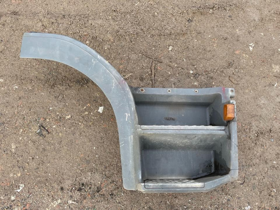 Mercedes ATEGO 12TN Einstieg Rechts Kotflügel - Basamak - Kamyon: fotoğraf 2 Mercedes ATEGO 12TN Einstieg Rechts Kotflügel - Basamak - Kamyon: fotoğraf 2