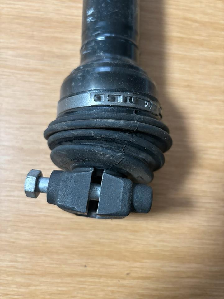 Mercedes Actros MP4 Lenkspindel/Lenkgestänge A9604628201 - Direksiyon yönetimi - Kamyon: fotoğraf 2 Mercedes Actros MP4 Lenkspindel/Lenkgestänge A9604628201 - Direksiyon yönetimi - Kamyon: fotoğraf 2