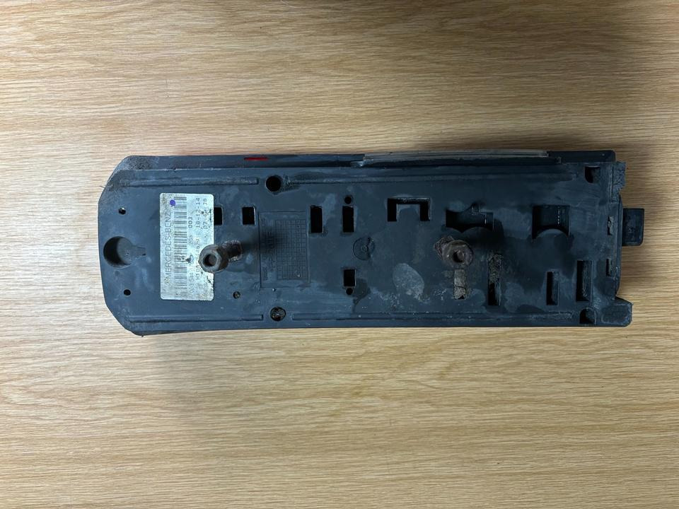 Mercedes Actros MP4 Rücklicht Links A0035441703 SN 09 - Arka far - Kamyon: fotoğraf 2 Mercedes Actros MP4 Rücklicht Links A0035441703 SN 09 - Arka far - Kamyon: fotoğraf 2