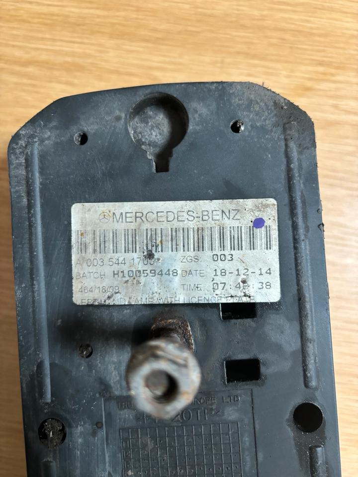 Mercedes Actros MP4 Rücklicht Links A0035441703 SN 09 - Arka far - Kamyon: fotoğraf 3 Mercedes Actros MP4 Rücklicht Links A0035441703 SN 09 - Arka far - Kamyon: fotoğraf 3