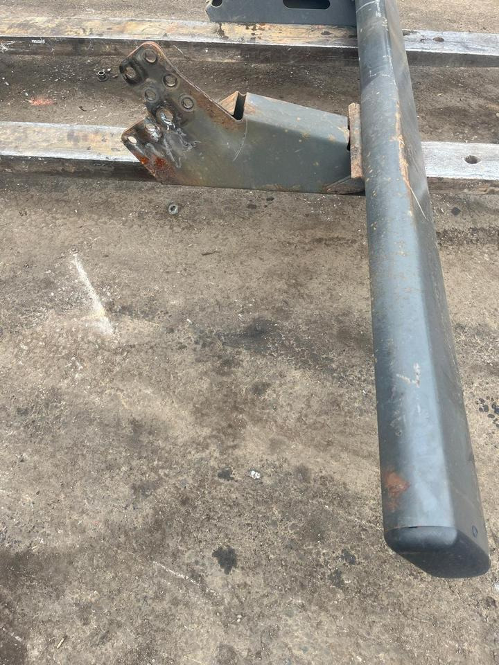 Mercedes Actros MP4 Unterfahrschutz - Kaporta ve Dış Aksam - Kamyon: fotoğraf 4 Mercedes Actros MP4 Unterfahrschutz - Kaporta ve Dış Aksam - Kamyon: fotoğraf 4