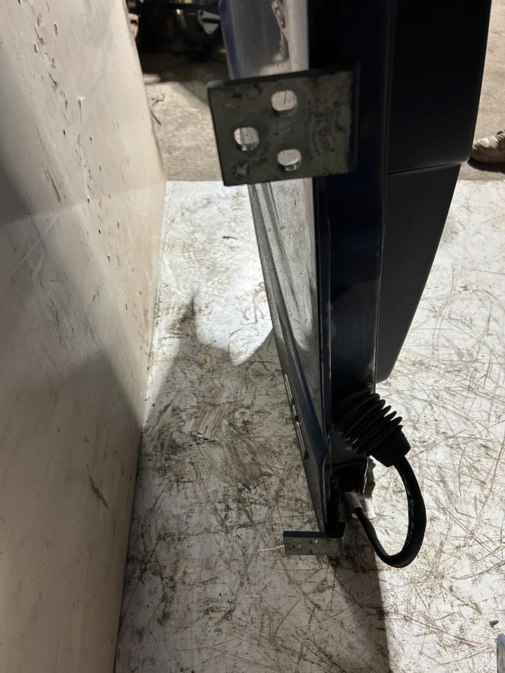 Mercedes Atego 4 EU6 Beifahrertür Innenverkleidung, Spiegel LN 45 - Kapı ve yedek parça - Kamyon: fotoğraf 3 Mercedes Atego 4 EU6 Beifahrertür Innenverkleidung, Spiegel LN 45 - Kapı ve yedek parça - Kamyon: fotoğraf 3