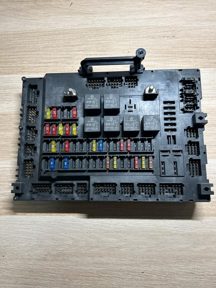 Mercedes Atego 4 EU6 Sicherungskasten A0014461958 - Sigorta: fotoğraf 2 Mercedes Atego 4 EU6 Sicherungskasten A0014461958 - Sigorta: fotoğraf 2