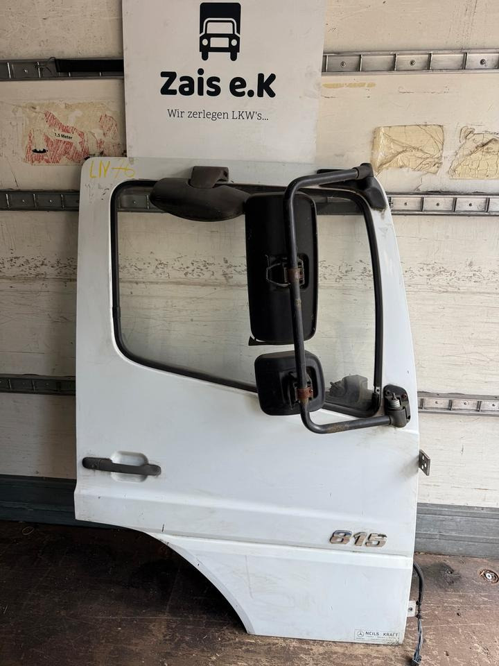 Mercedes Atego Beifahrertür weiß Spiegel Innenverkleidung - Kapı ve yedek parça - Kamyon: fotoğraf 1 Mercedes Atego Beifahrertür weiß Spiegel Innenverkleidung - Kapı ve yedek parça - Kamyon: fotoğraf 1