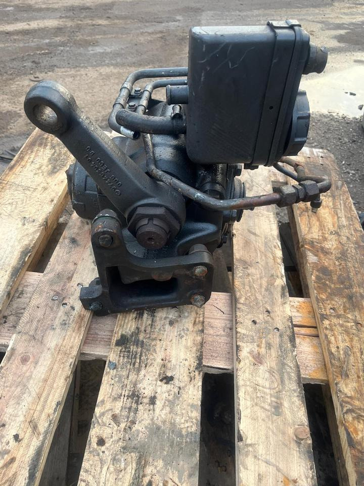 Mercedes Atego Lenkung Lenkgetriebe LS6 A9744610101 - Direksiyon kutusu - Kamyon: fotoğraf 5 Mercedes Atego Lenkung Lenkgetriebe LS6 A9744610101 - Direksiyon kutusu - Kamyon: fotoğraf 5