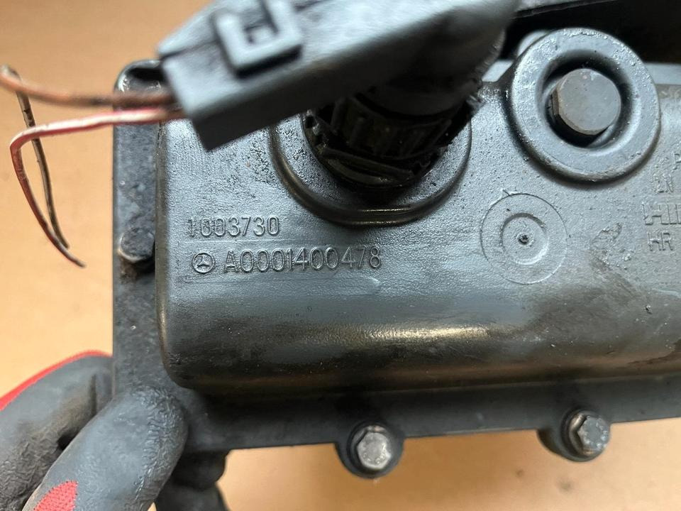 Mercedes-Benz Actros Atego EU4 EU5 AdBlue Pumpe A0001400478 - Yakıt pompasi - Kamyon: fotoğraf 2 Mercedes-Benz Actros Atego EU4 EU5 AdBlue Pumpe A0001400478 - Yakıt pompasi - Kamyon: fotoğraf 2