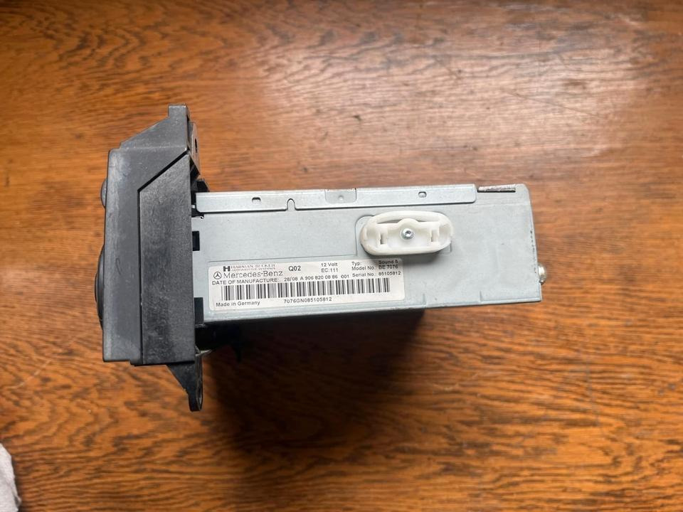 Mercedes Sprinter CD Radio 12V A9068200886 - Kabin ve iç mekan - Kamyon: fotoğraf 4 Mercedes Sprinter CD Radio 12V A9068200886 - Kabin ve iç mekan - Kamyon: fotoğraf 4