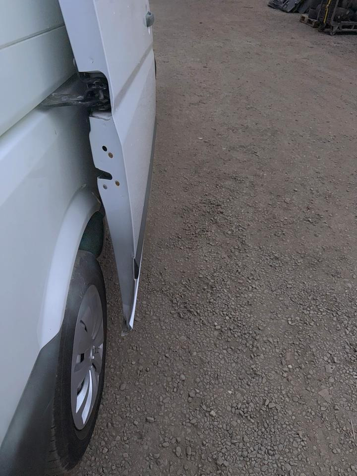 Mercedes VITO Seitentür Schiebetür BJ 2012 - Kapı ve yedek parça - Kamyonet: fotoğraf 4 Mercedes VITO Seitentür Schiebetür BJ 2012 - Kapı ve yedek parça - Kamyonet: fotoğraf 4