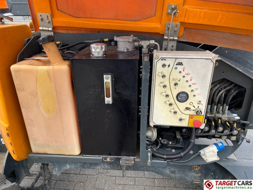 Eklemli platform ATN Zebra 12 Articulated 4x4 Diesel Boom Lift 1220cm: fotoğraf 13 Eklemli platform ATN Zebra 12 Articulated 4x4 Diesel Boom Lift 1220cm: fotoğraf 13