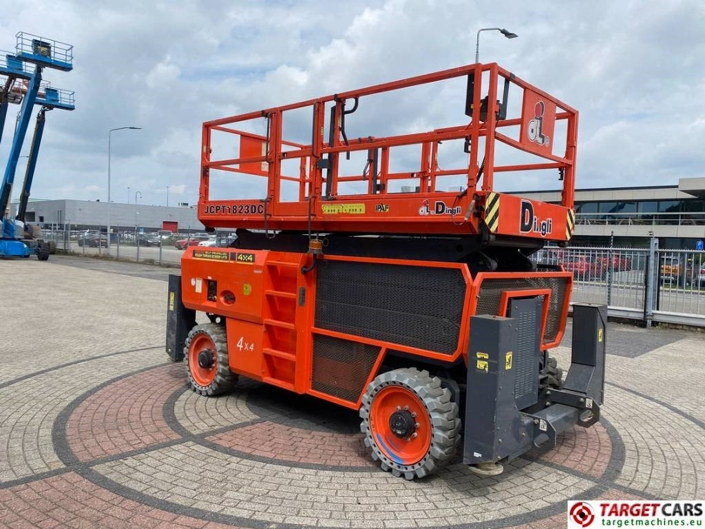 Dingli JCPT1823DC Electric 4x4 Scissor Work Lift 1800cm - Makasli platform: fotoğraf 2 Dingli JCPT1823DC Electric 4x4 Scissor Work Lift 1800cm - Makasli platform: fotoğraf 2