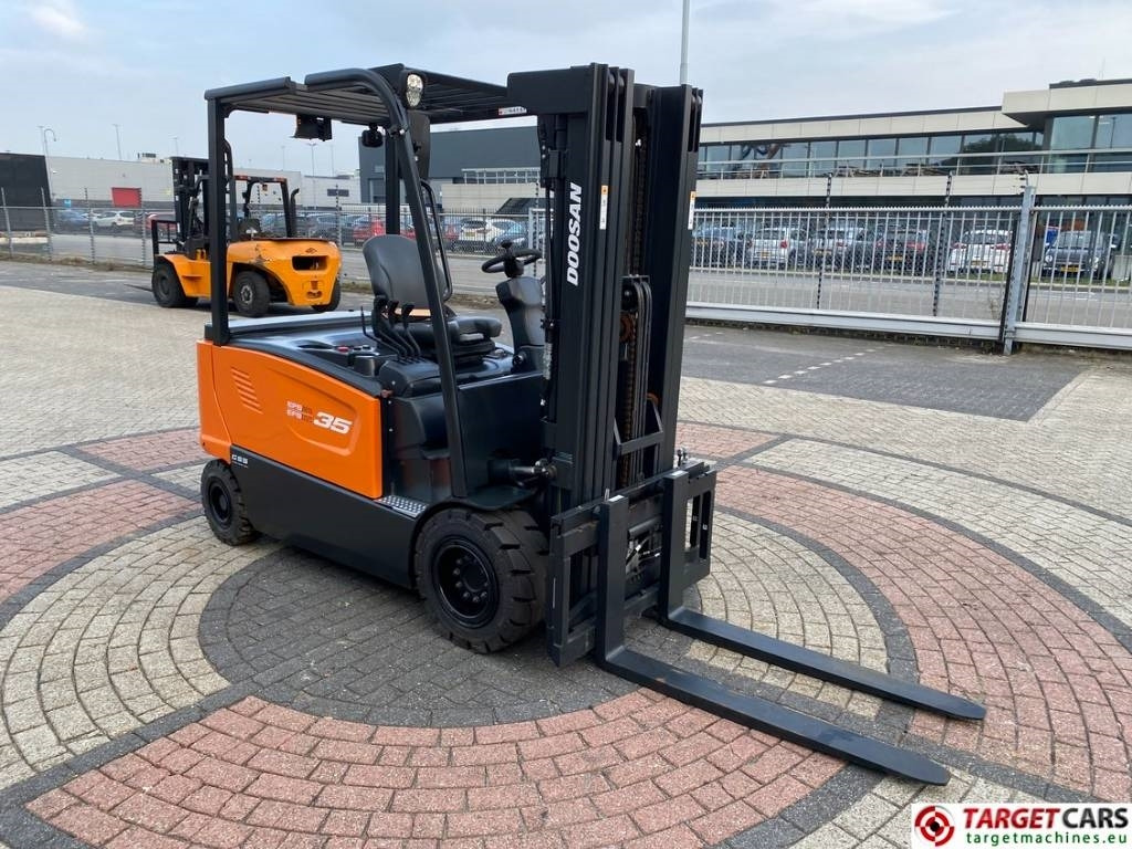 Doosan B35X-7 Electric Forklift 3.5T Triplex-438cm Unused - Elektrikli forklift: fotoğraf 2 Doosan B35X-7 Electric Forklift 3.5T Triplex-438cm Unused - Elektrikli forklift: fotoğraf 2